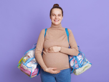 Bagajul de maternitate - Ce trebuie pus în geanta pentru mamă & bebe?